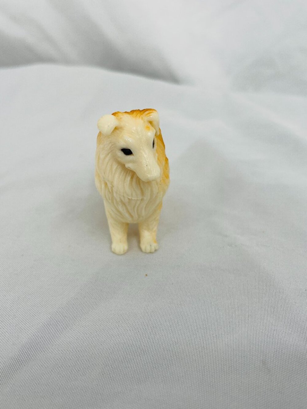 Vintage White Collie Lassie Dog Figurine